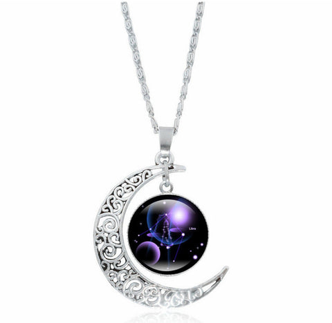 Fashionable Lovely Moon Necklace